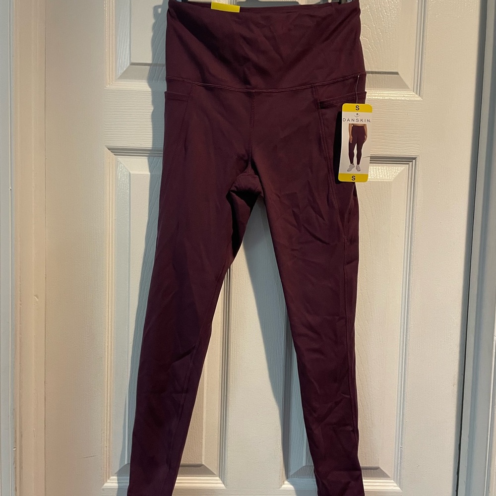 NEW Danskin High Rise Purple Leggings Size Small